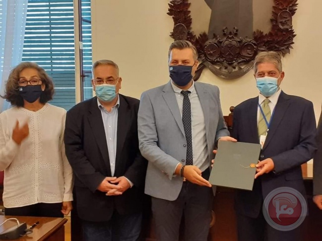 السفير طوباسي يلتقي لجنة الصداقة مع فلسطين بالبرلمان اليوناني