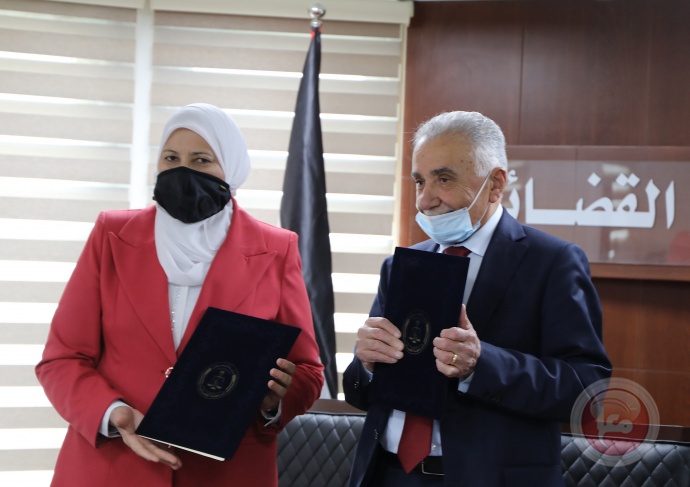 اتفاقية تعاون بين مجلس القضاء الأعلى ووزارة شؤون المرأة