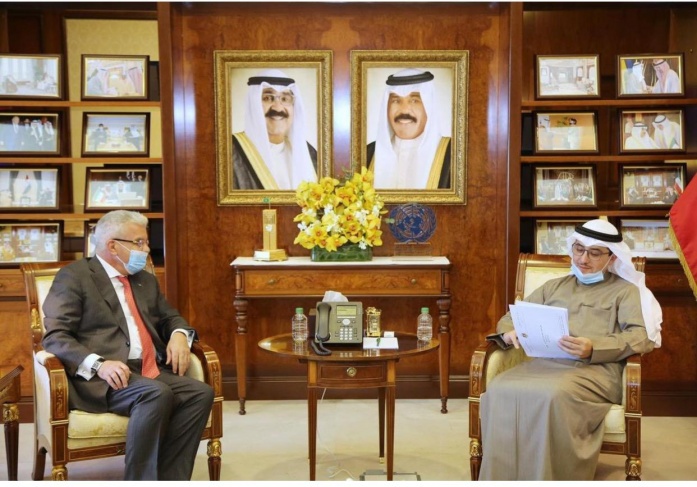 السفير طهبوب يسلم رسالة من المالكي لنظيره الكويتي