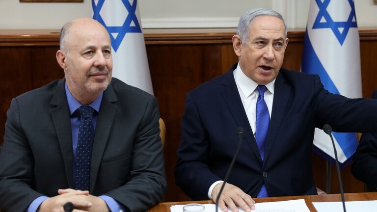 وزير إسرائيلي: &quot;ليس لدي دليل&quot; على من قتل العالم النووي