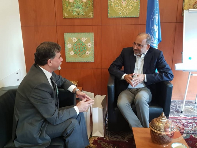 السفير عبد الهادي يبحث مع المنسق المقيم للأمم المتحدة أوضاع اللاجئين الفلسطينيين