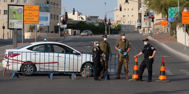 شرطة اسرائيل تقرر تعزيز الحواجز للحد من تفشي فيروس كورونا 