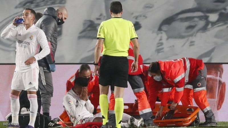 ضربة لريال مدريد.. مهاجمه الشاب سيغيب &quot;طويلا&quot;