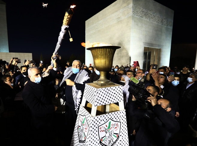ايقاد شعلة الانطلاقة الـ56 للثورة الفلسطينية