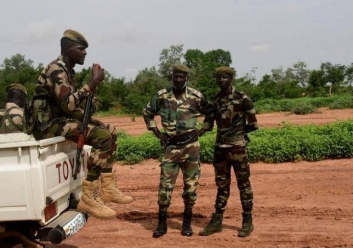 مقتل 70 على الأقل في هجمات مسلحة في النيجر