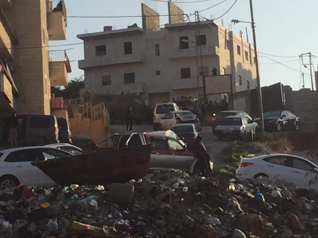 الاحتلال يداهم عدة مناطق في بيت لحم ويقتحم منازل