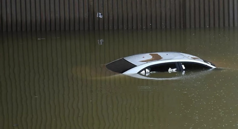 كيف تحمي سيارتك من الفيضانات