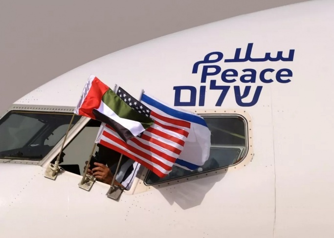 بعثة اماراتية تصل اسرائيل لتجهيز السفارة في تل ابيب