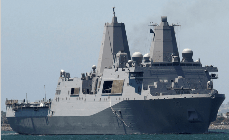 إصابات بكورونا على متن سفينة حربية أمريكية في الشرق الأوسط