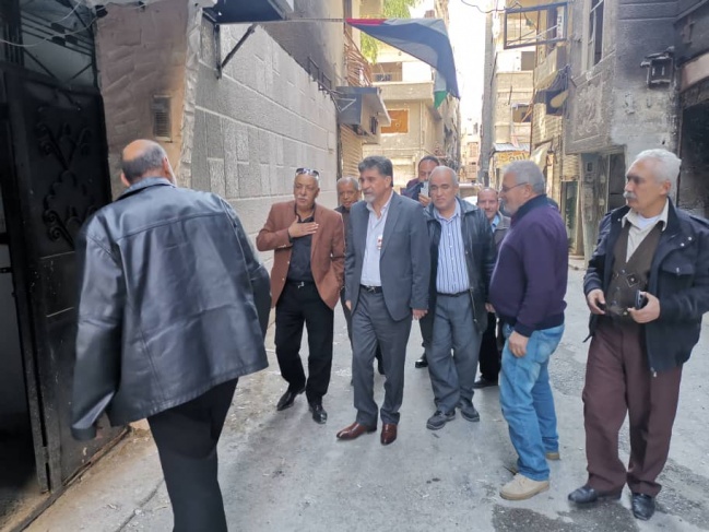  السفير عبد الهادي يتفقد مخيم اليرموك