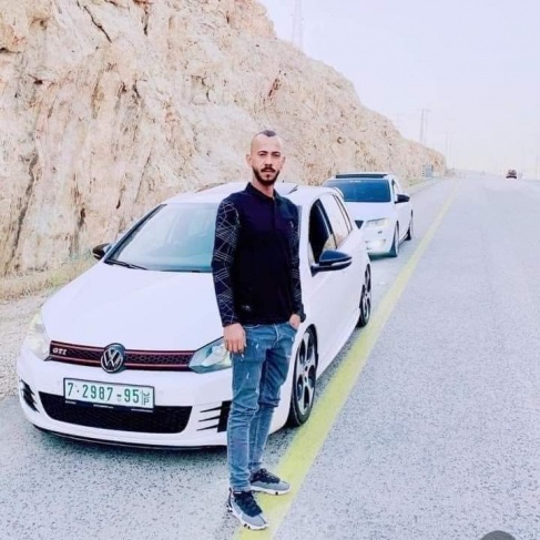 مصرع شابين وإصابة اثنين آخرين بحادث سير في الخليل