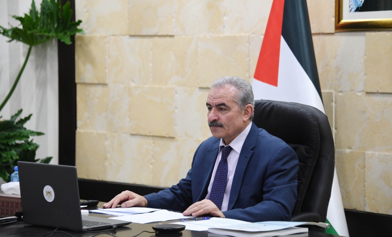 اشتية: نسعى للحصول على حقوق عمالنا في إسرائيل