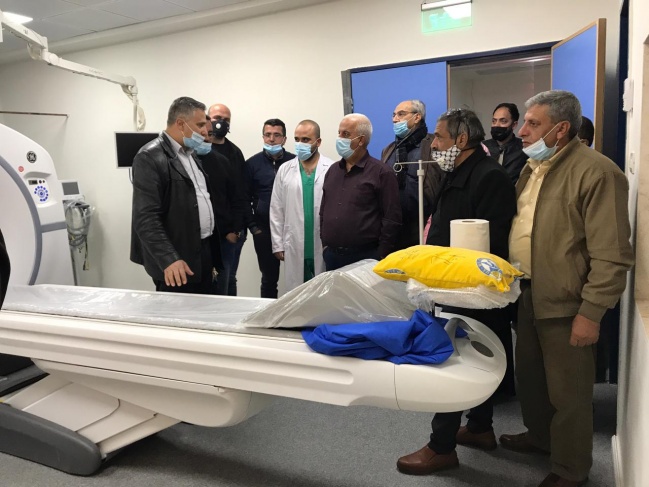 محافظ الخليل يعلن تجهيز قسم كورونا في مستشفى الشهيد ابو الحسن