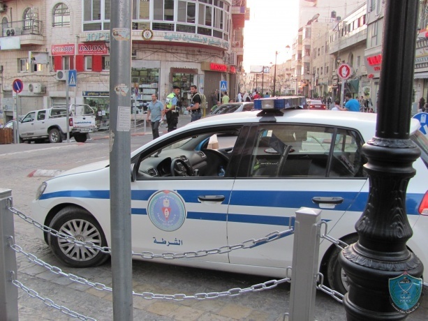 الشرطة تفض حفل زفاف وبيت عزاء وتحرر مخالفات في قلقيلية 