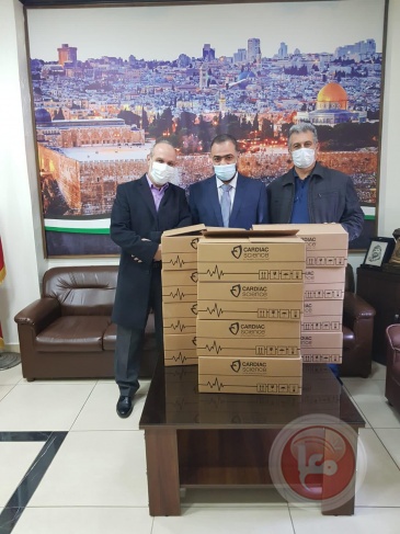 مؤسسة منيب وانجلا المصري تتبرع بأجهزة طبية للمراكز الصحية لمخيمات لبنان 