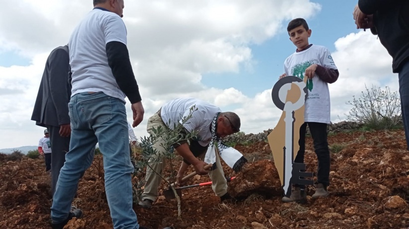 العربية لحماية الطبيعة تحيي &quot;يوم الأرض&quot; بزراعة 1000 شجرة في القدس