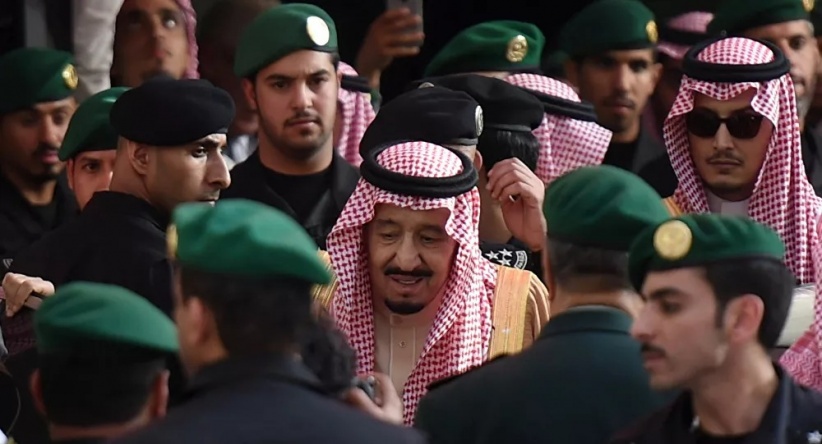 الملك سلمان يصدر أمرا عاجلا بشأن صلاة التراويح في الحرمين