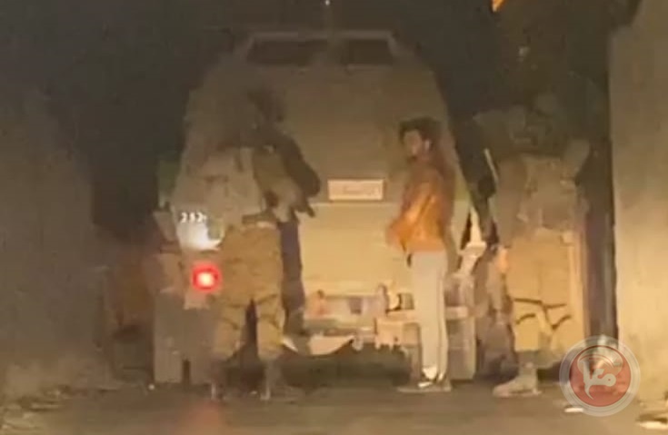 الاحتلال يعتقل شابا في الخليل