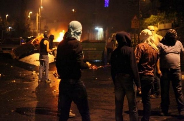 الخليل: إصابة بالرصاص الحي والعشرات بالاختناق في مواجهات مع الاحتلال