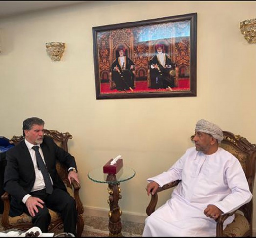 عبد الهادي يطلع سفير سلطنة عمان لدى سوريا على آخر التطورات