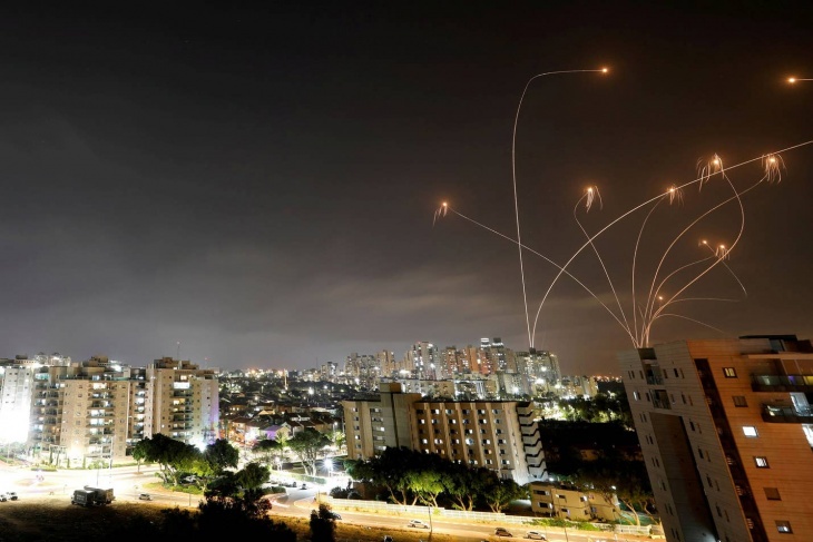 الجيش الإسرائيلي يوعز بوضع خطة لاستهداف القذائف الصاروخية في غزة