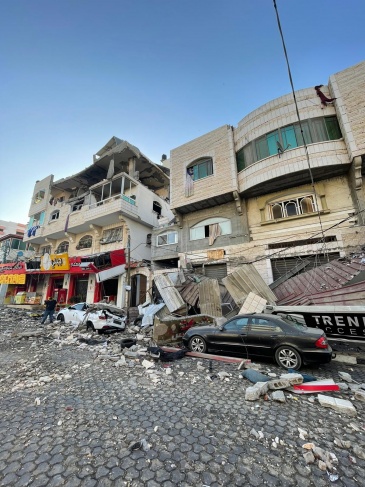 مشاهد قريبة جدا لقصف الاحتلال مبانٍ في قطاع غزة (فيديو وصور)