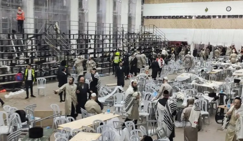 قتيلان وعشرات الإصابات بانهيار مدرج في كنيس بالقدس (فيديو)