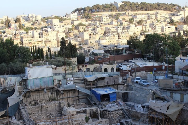 محكمة الاحتلال تؤجل البتّ بقرار تهجير 7 عائلات من سلوان
