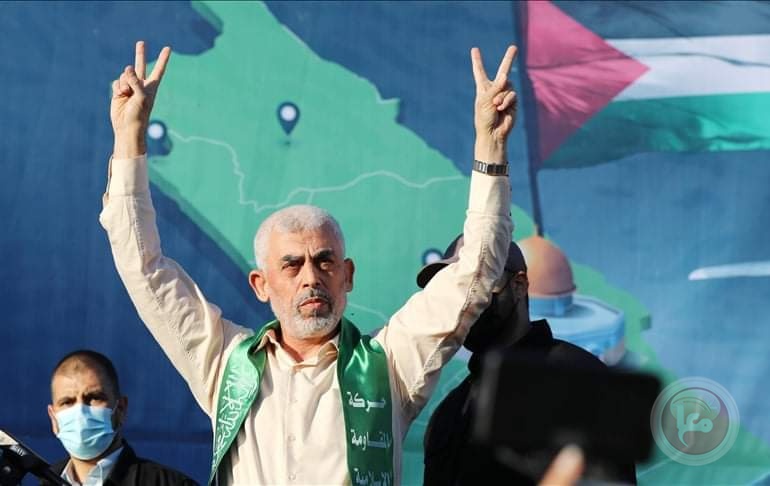 السنوار خلال لقاء مع الأكاديميين: لن نمنع احدا من اعمار غزة