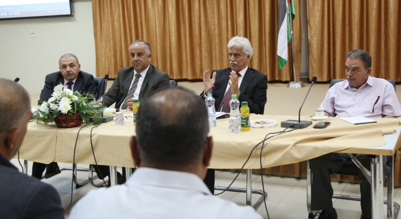 وزير التربية يختتم لقاءاته مع المشرفين ويؤكد على تفعيل التواصل مع الكوادر التعليمية