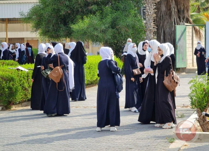 انطلاق امتحانات الثانوية العامة بشكل موحد في الضفة وغزة والقدس