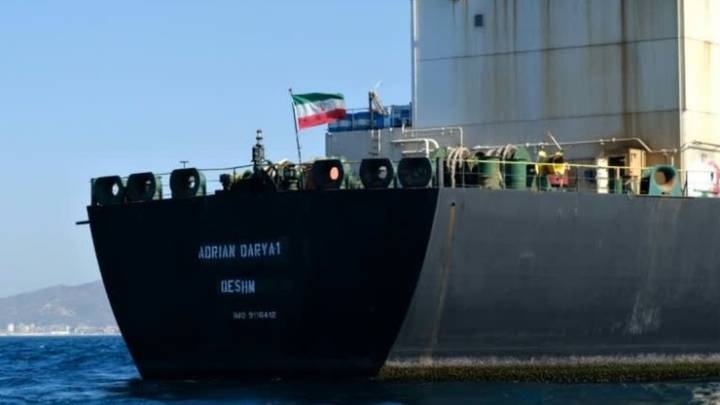 وزارة العدل الأمريكية تعلن مصادرة شحنتي أسلحة إيرانية في بحر العرب