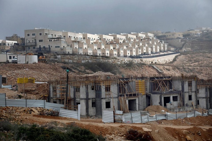 حكومة الاحتلال الجديدة تتعهد بالموافقة على البناء الاستيطاني كل 3 أشهر