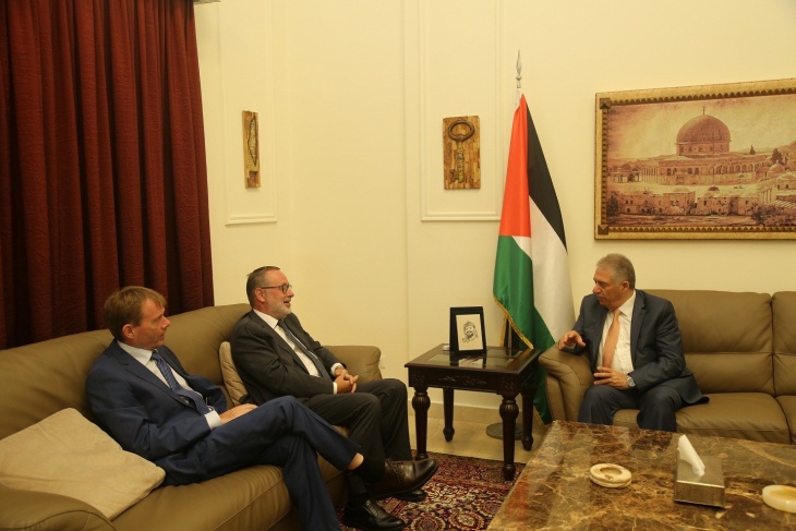 السفير دبور يستقبل السفير النرويجي في لبنان ووفدا من حزب الشعب الفلسطيني 