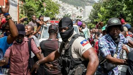 قائد شرطة هايتي: أجانب بينهم كولومبيون دخلوا البلاد لاغتيال الرئيس