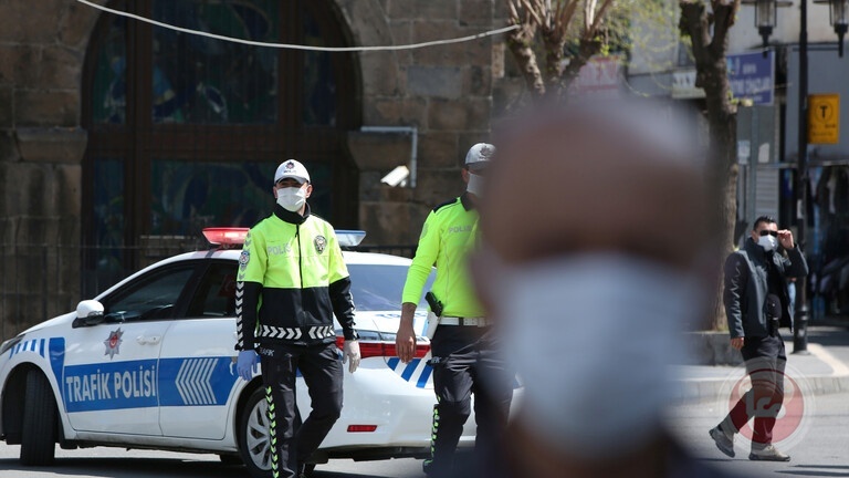 مصرع 12 شخصا بانقلاب حافلة تقل مهاجرين شرقي تركيا