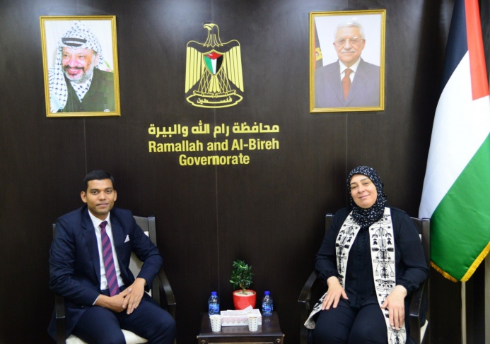 غنام تستقبل السفير الهندي وتطلعه على معاناة شعبنا