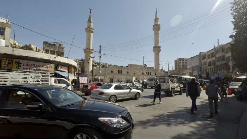 8 وفيات و389 إصابة جديدة بكورونا في الأردن