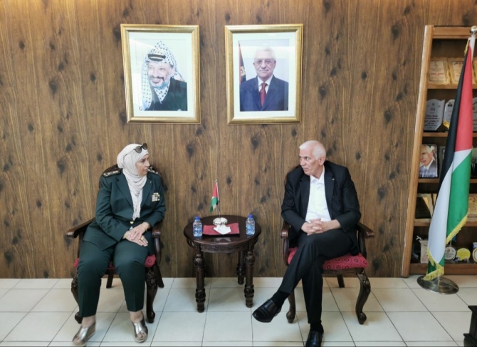 حميد والبنا يتفقان على استمرار التعاون لتشغيل مستشفى فلسطين العسكري