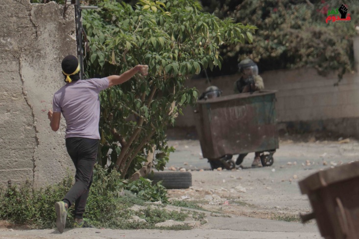 إصابات بالاختناق خلال قمع جيش الاحتلال لمسيرة كفر قدوم 