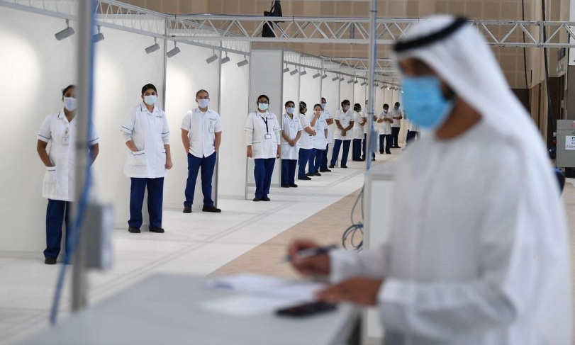 الإمارات تمنح &quot;الإقامة الذهبية&quot; للأطباء المقيمين لديها