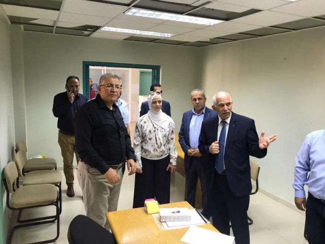 حميد وأبو كشك يتفقان على تجهيز جامعة القدس غرف عمليات بمستشفى فلسطين العسكري
