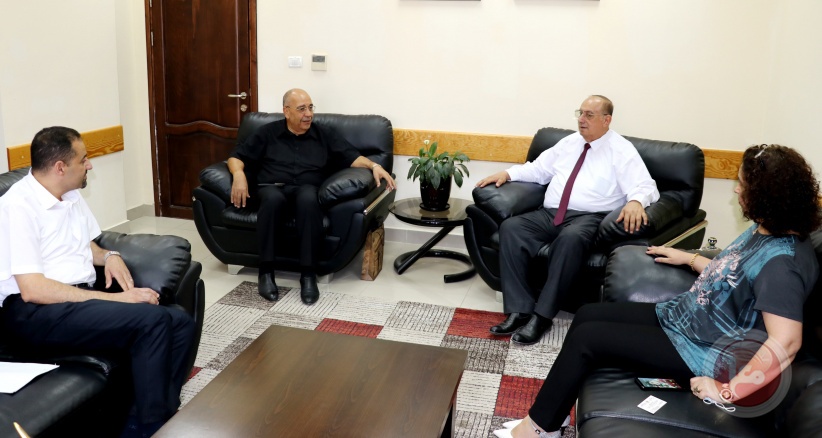 أبو مويس يبحث مع سفير فلسطين بماليزيا تعزيز التعاون في مجال التعليم العالي​​​​​​​