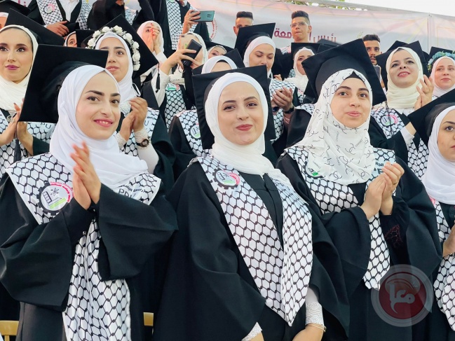 البوليتكنك تحتفل بتخريج الفوجين التاسع والثلاثين والأربعين لطلبة الدبلوم