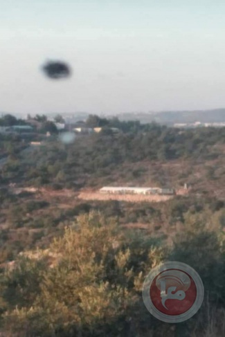 مستوطنون ينصبون بركسات غرب ديراستيا