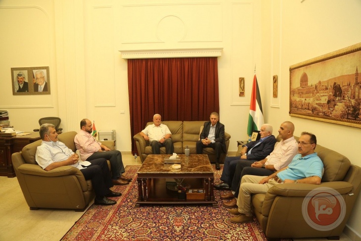 السفير دبور يستقبل وفدا من جمعية الهلال الأحمر الفلسطيني في لبنان 