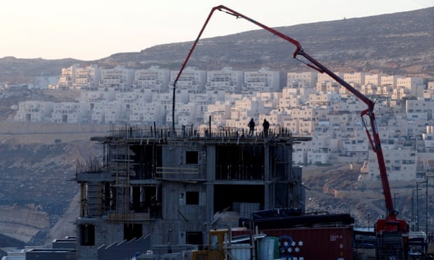 The occupation approves a plan to build 1,700 settlement units in Jerusalem