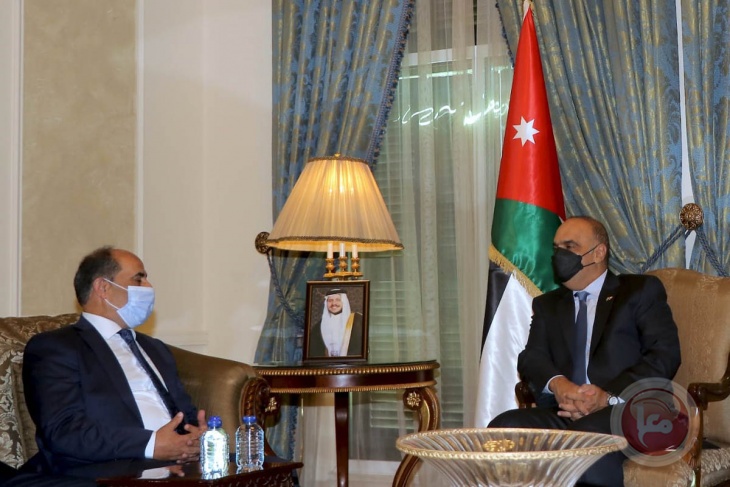 رئيس الوزراء الاردني يستقبل وزير الزراعة الفلسطيني