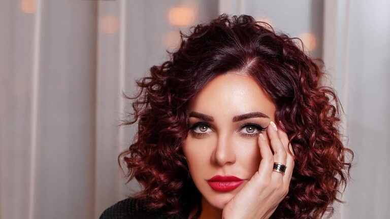 الموت يفجع الفنانة السورية سلاف فواخرجي