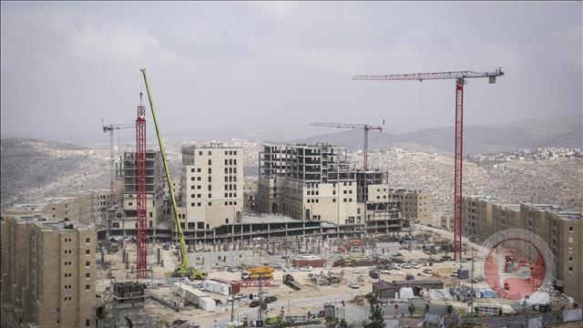 غانتس يفكر بإلغاء تصاريح البناء الذي منحه للفلسطينيين بخربة زكريا جنوب بيت لحم